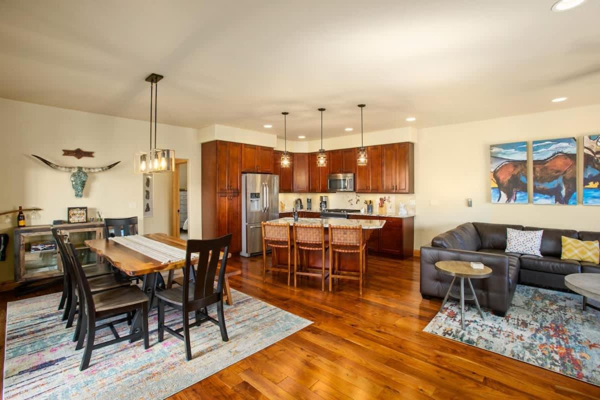 Majestic Modern Escape - B&B Steamboat Springs