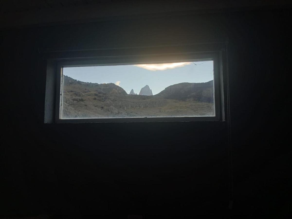 Single Bed in Mixed Dormitory Room