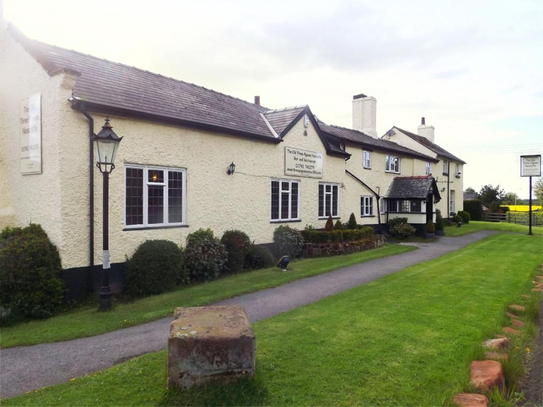 B&B Nesscliffe - The Old Three Pigeons - Bed and Breakfast Nesscliffe