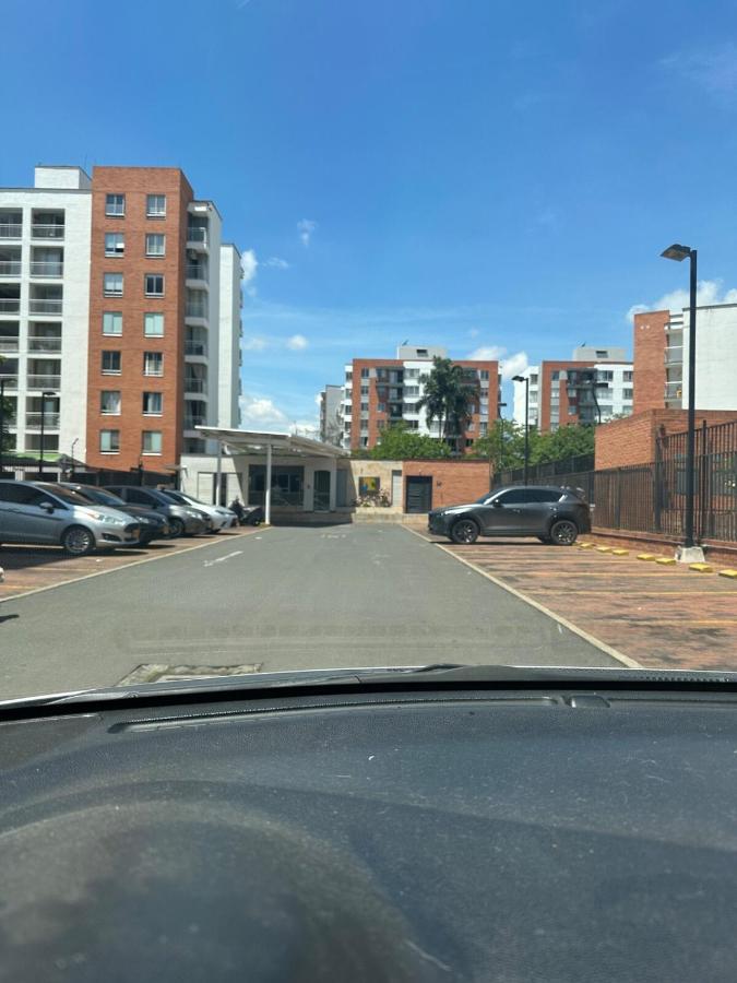 Well-Come APT-Cozy Family - AC-3BR-2BA-Pool-Parking - B&B Cali