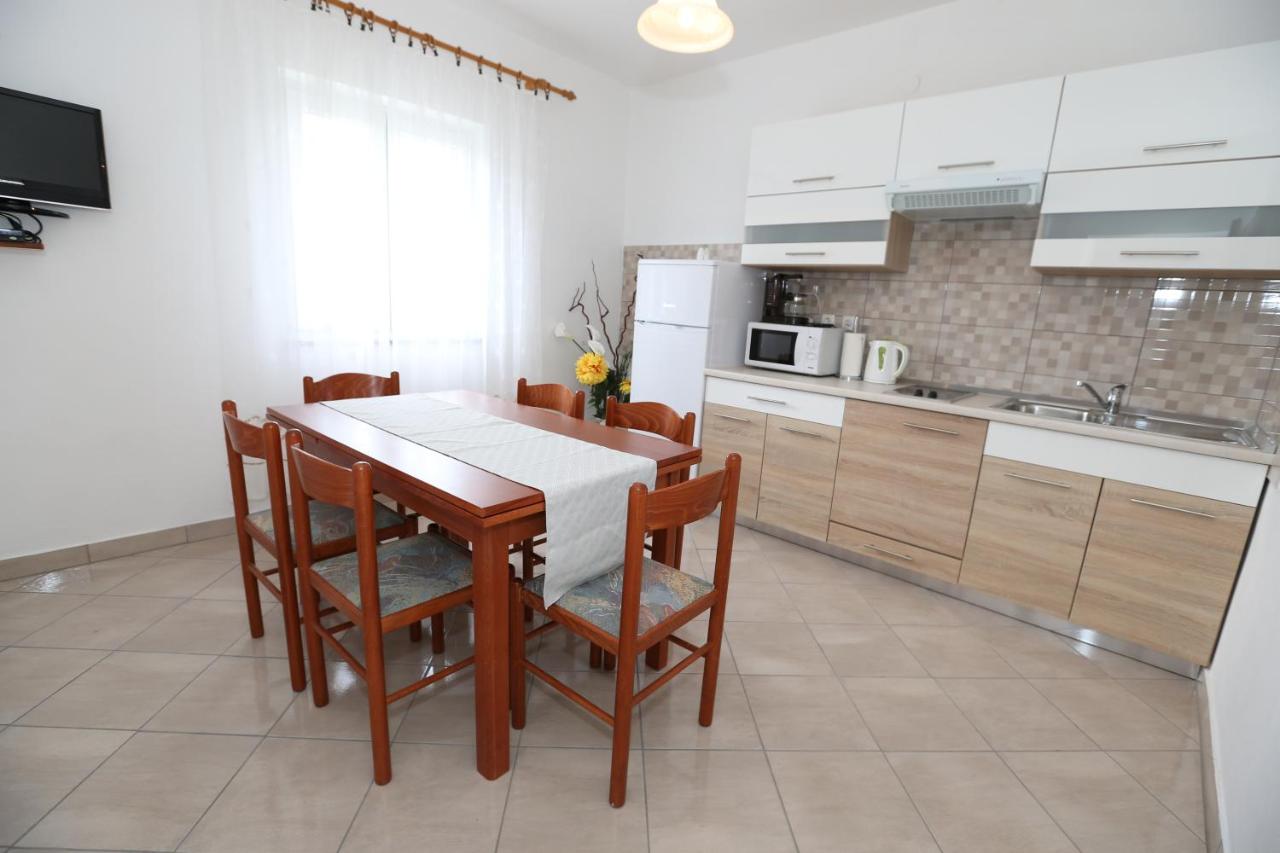 Apartment Vinka - B&B Baška