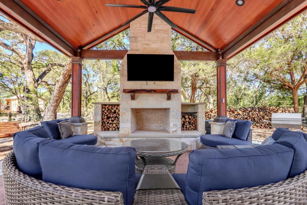 Cabins at Flite Acres - Morning Dove - B&B Wimberley