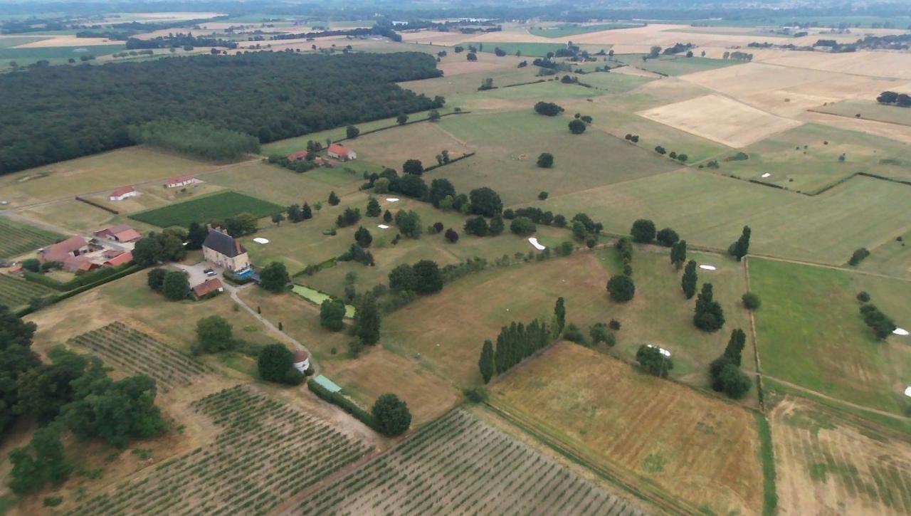 Château de Briailles - Chambre d'hôtes - B&B Saint-Pourçain-sur-Sioule