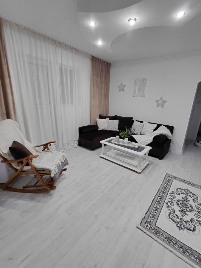 La Monica - Straja - Lupeni - Retezat - Parang - B&B Lupeni