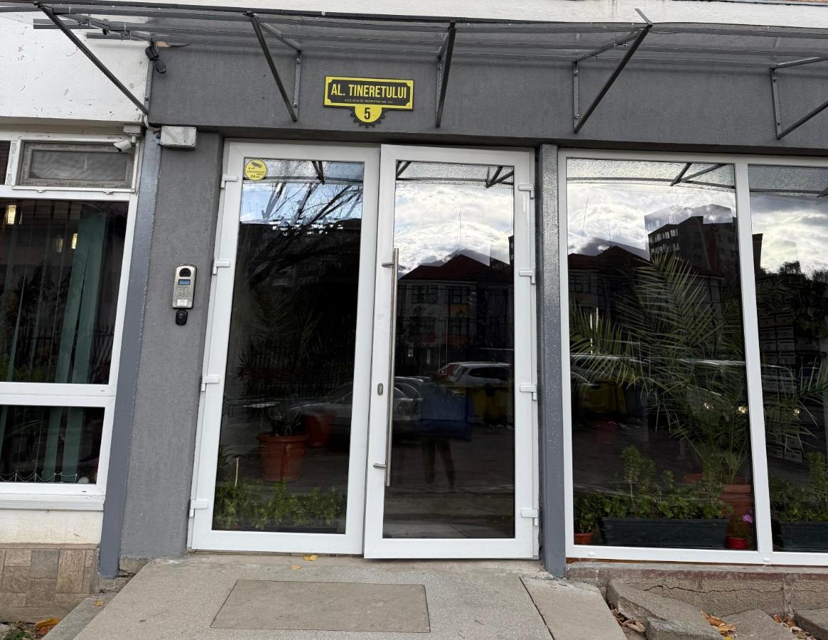 Victoria 1 Room Apartment- Self Check in 24h - B&B Reşiţa