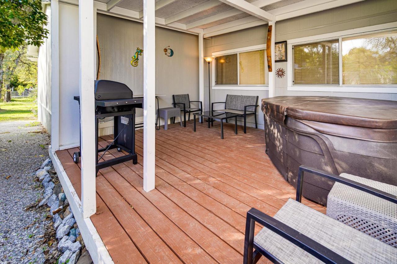 Mtn Gate Guest House about 6 Mi to Shasta Lake! - B&B Shasta Lake