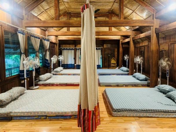 Mixed Dormitory Room