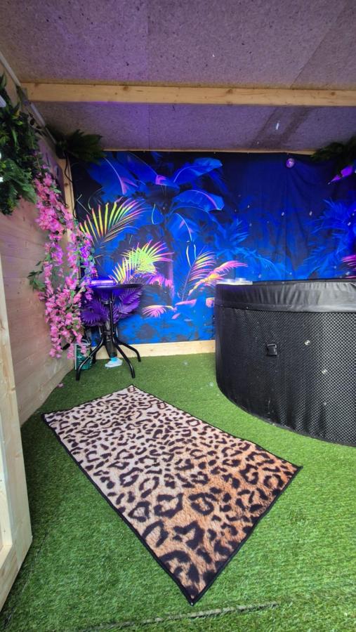 LoveRoom le moutik du bord de mer avec SPA et sauna parking gratuit - B&B Lampaul-Plouarzel