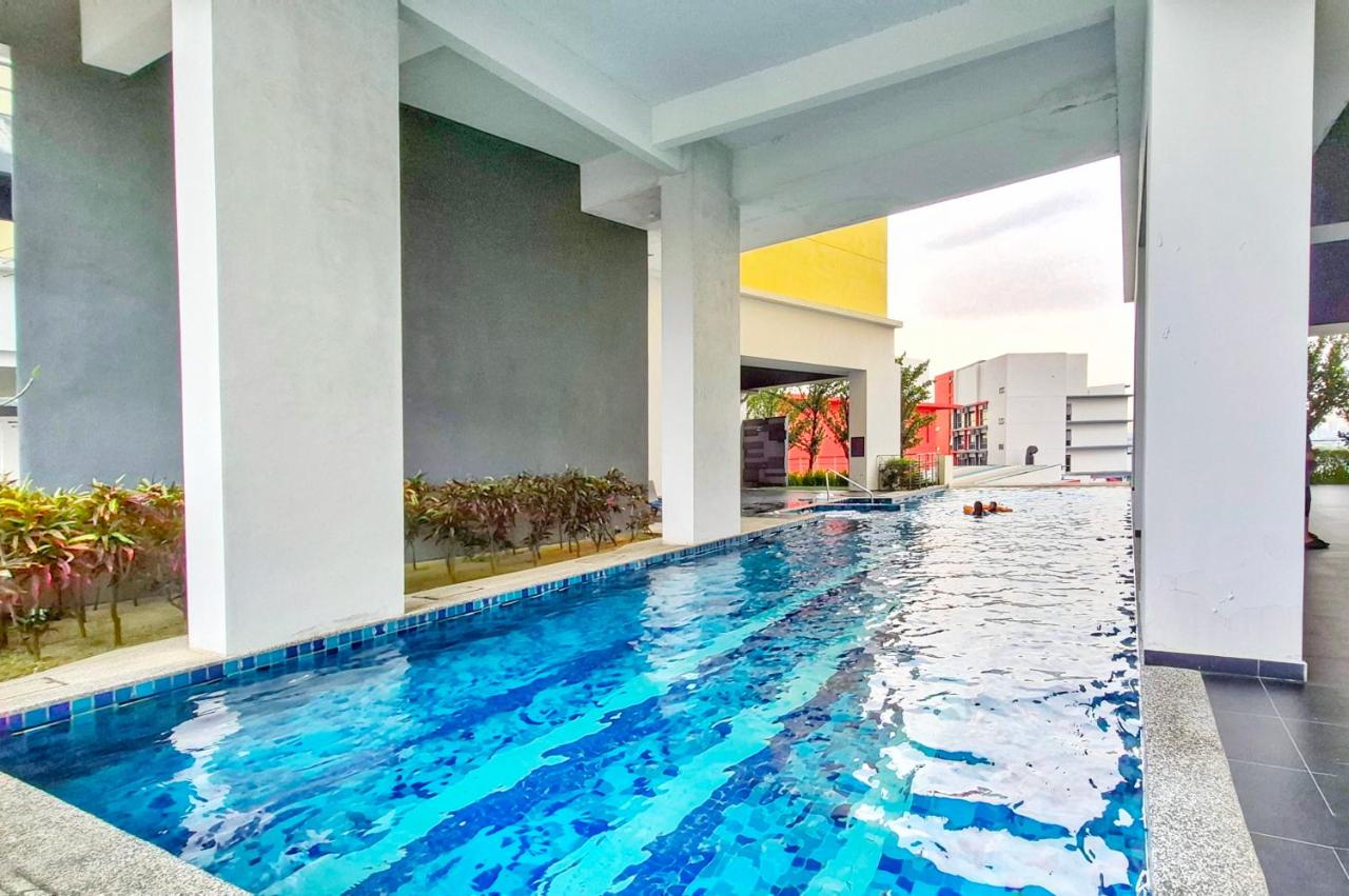 Setiawalk Puchong - B&B Puchong