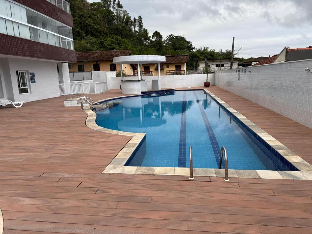 Apartamento em Bertioga, ótima localização, Bertioga Residence Club - Chambres d'hôtes Bertioga