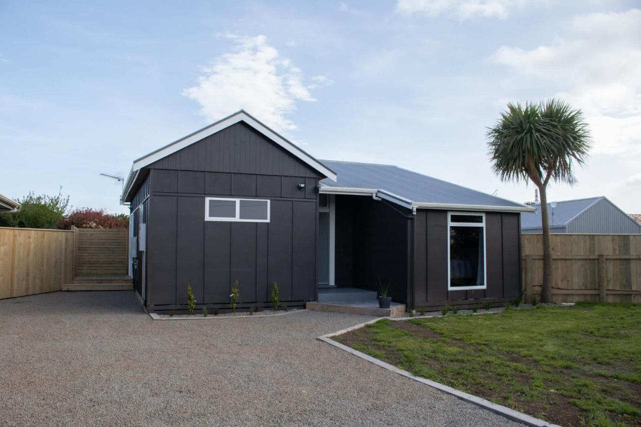 The Window Seat - pet-friendly 1BR apartment - B&B Waitara