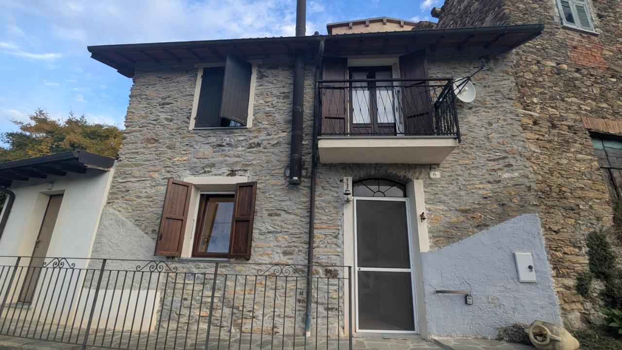 The quiet yellow house - B&B Pornassio