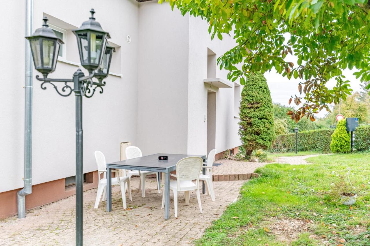 Alsace Moderne - T2 60 m2, terrasse, fibre & Netflix - Niederbronn-les-Bains - Bed and Breakfast Niederbronn-les-Bains