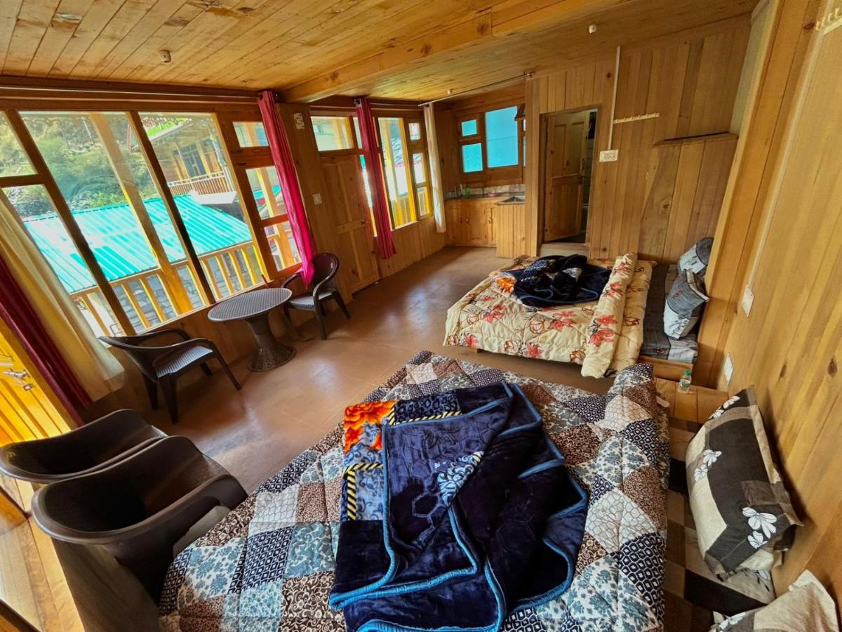 Deluxe Queen Room with Two Queen Beds