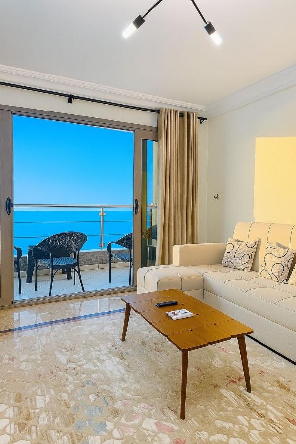 ALEX HOMES - Gleem Royal Plaza Luxury Apartments Direct Sea View - B&B Alexandria