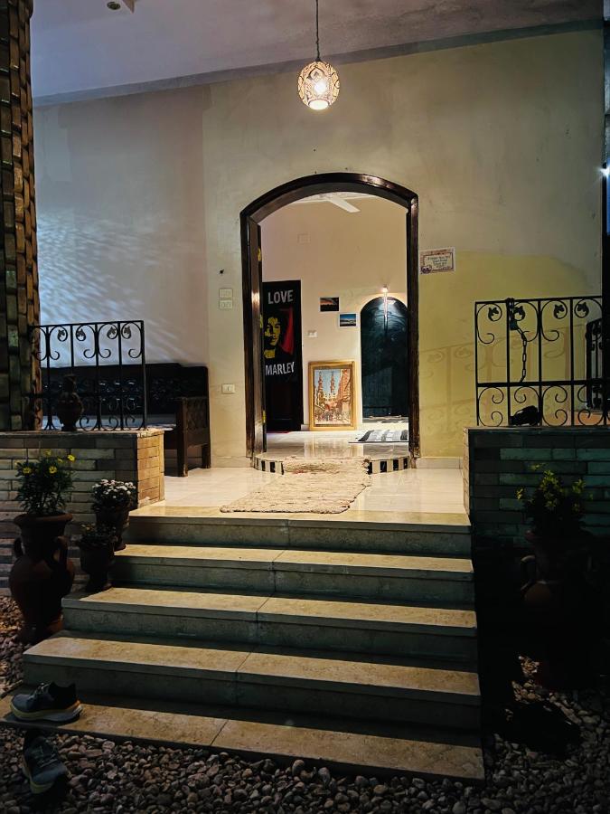 Luxor Adventure Guest House - B&B Al Aqālitah