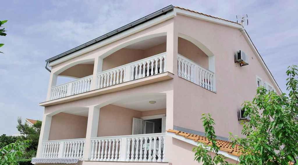 Apartment Silo 8 - Ferienwohnung Silo