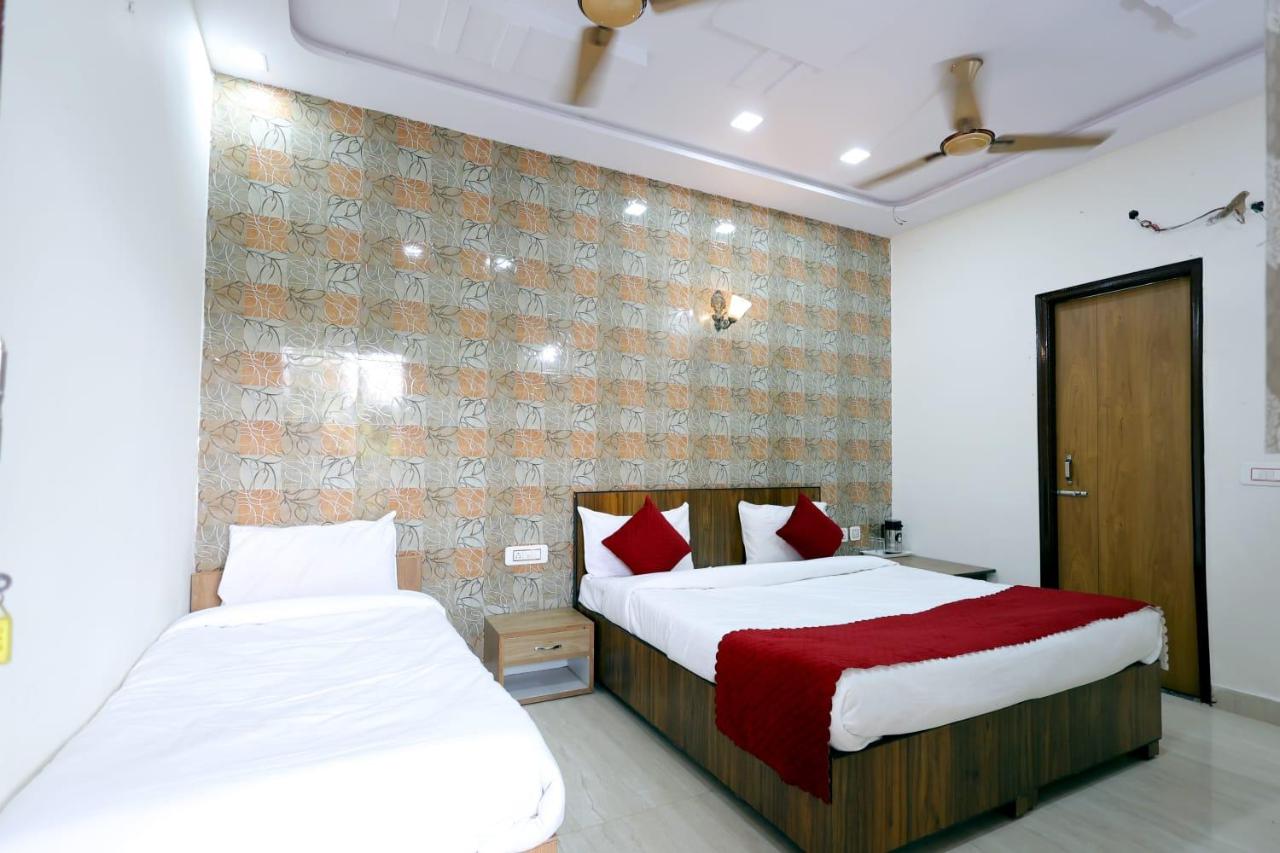 Camera Superior Matrimoniale/Doppia con Letti Singoli 