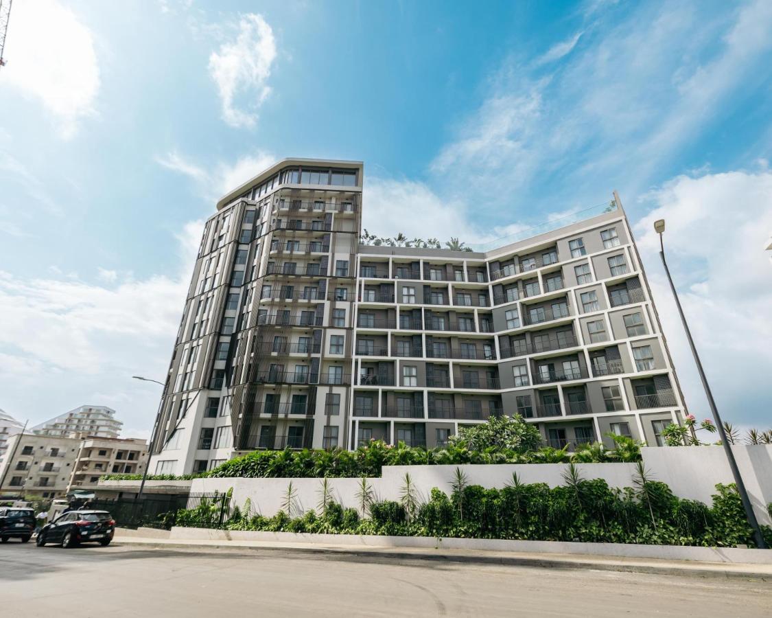 The Haven-Loxwood Luxury 2-Bed with Rooftop Pool - B&B Accra