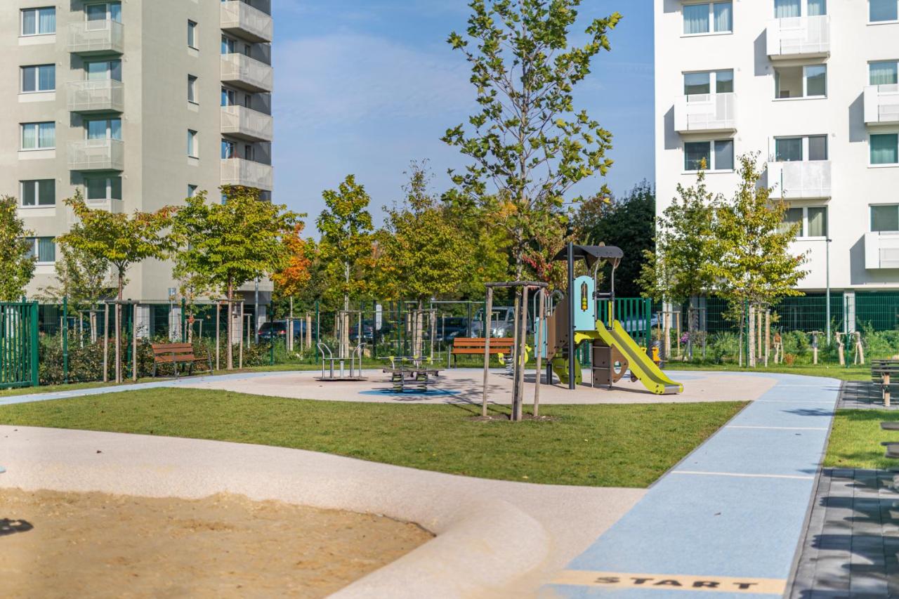 BALRENT Slovakia Ovocné sady Airport Apartment - Bed and Breakfast Bratislava