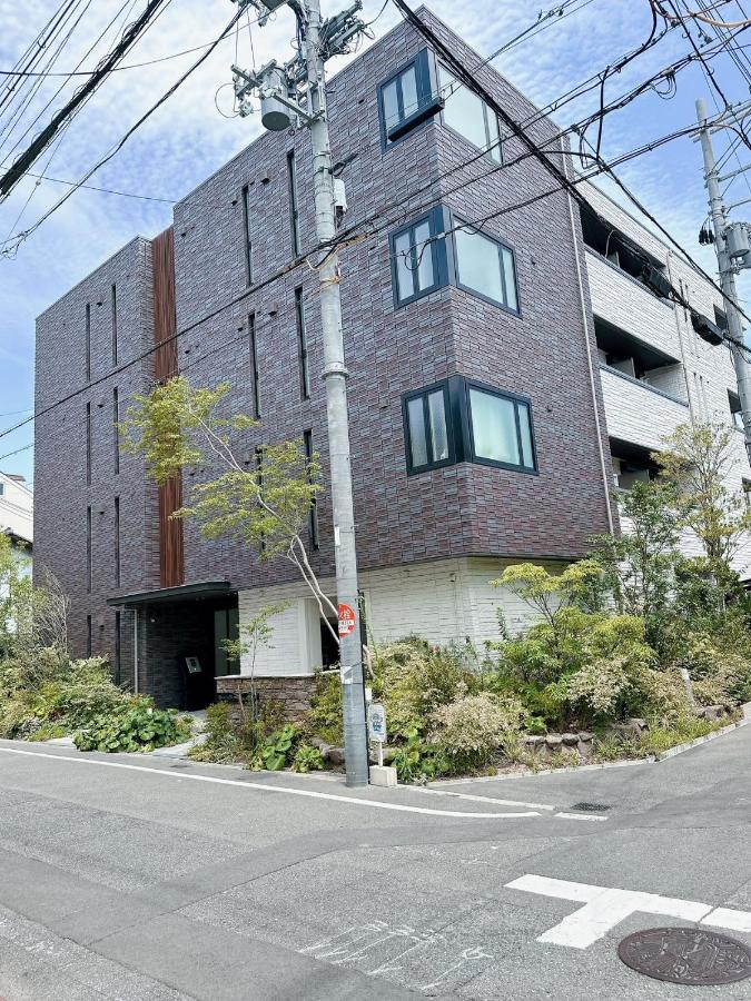 Sanmi Saint Le Brun305 fifteen minutes direct to Shinsaibashi Namba shopping area near Tengachaya direct to Kyoto - Chambres d'hôtes Osaka