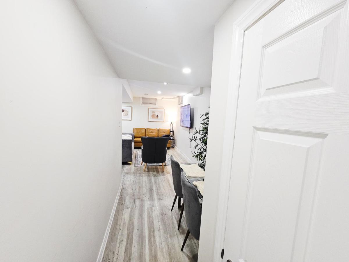 Friendly Neighborhood Garden Ave- 1 Mins to Hwy403 - B&B Brantford