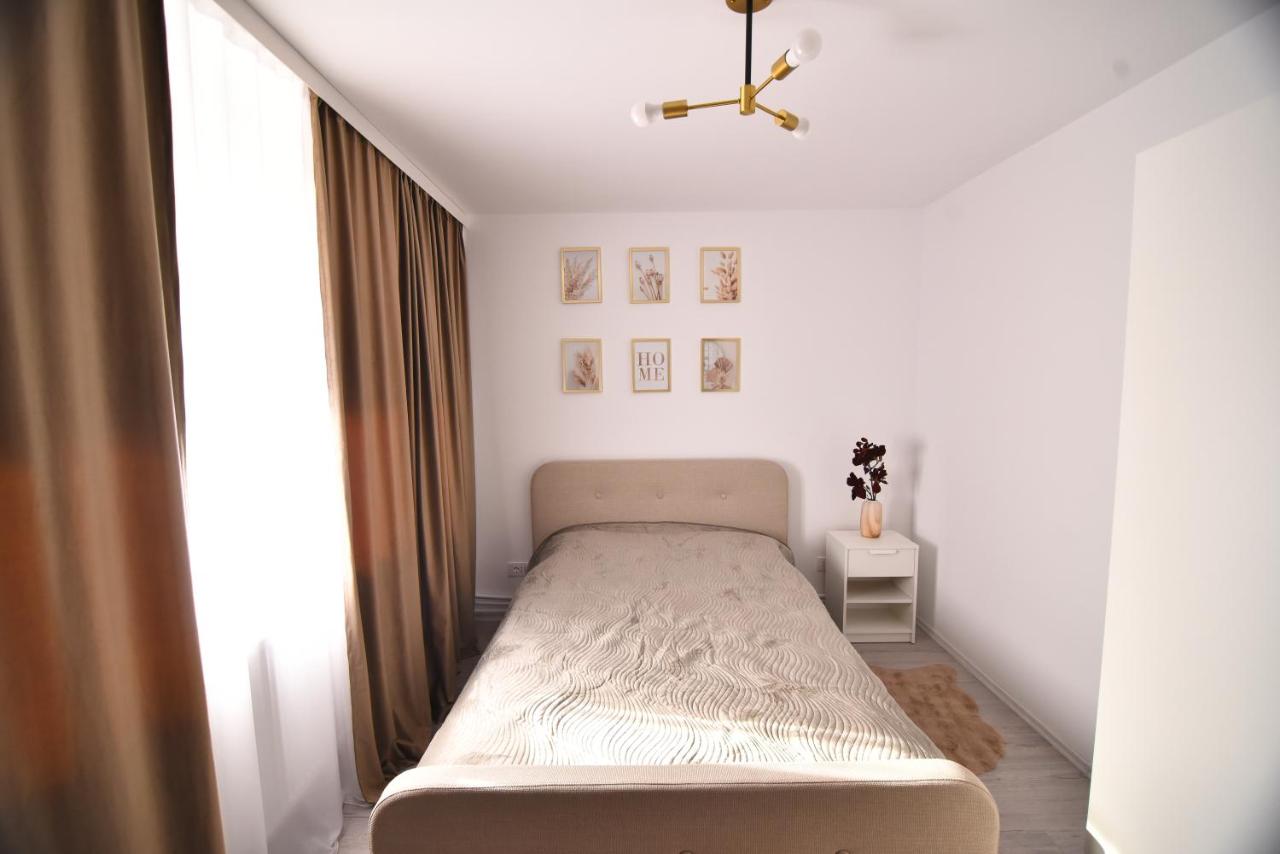 KeDo Apartment - Chambres d’hôtes Craiova