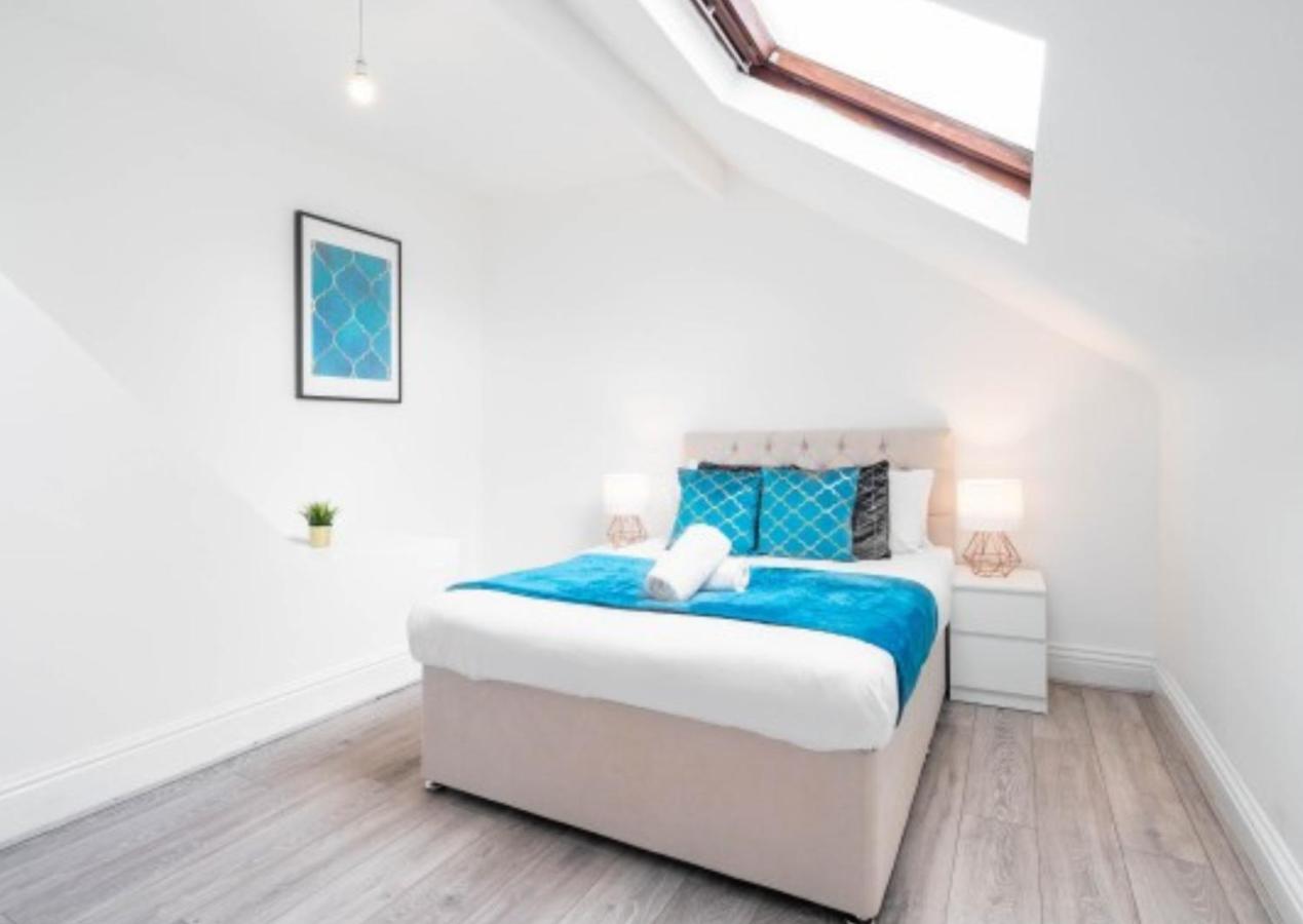 Five Bed Townhouse - Parking - Netflix - Terrace 974P - B&B Birmingham