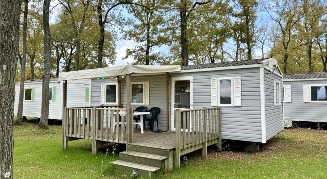 Mobile home 6 personnes Climatisé proche Puy du fou Clisson 800FA - B&B La Boissière-de-Montaigu