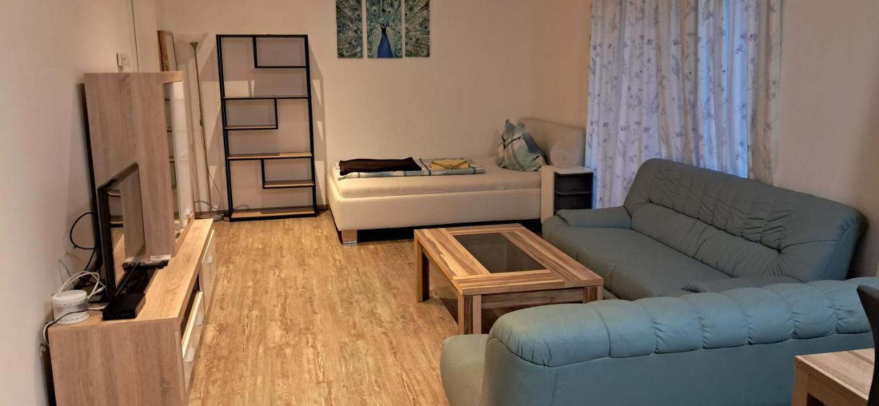 Apartment Top2,Steyr bei BMW BESTROOMS eU - B&B Steyr