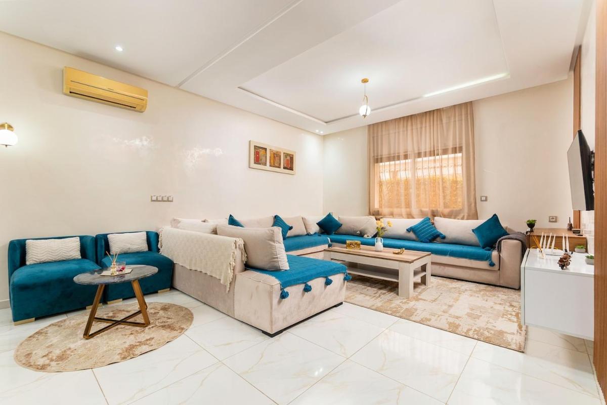 Chic et Très central 3min de la corniche - B&B Agadir