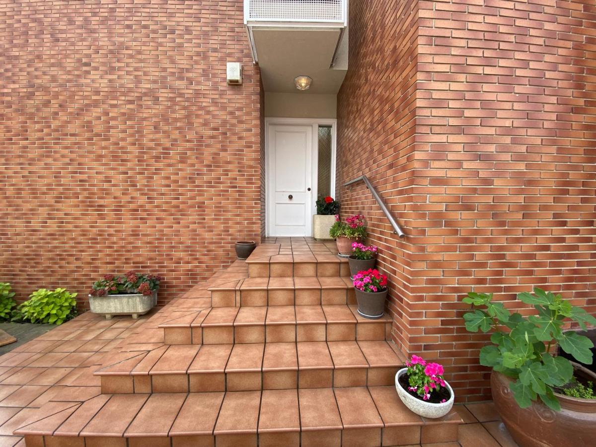 Casa chalet jardín particular Ideal Grupos y familias - B&B Barañáin