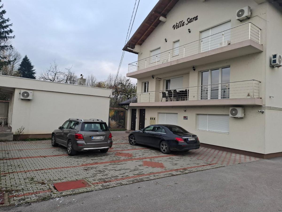 Camera Tripla con Vista Giardino