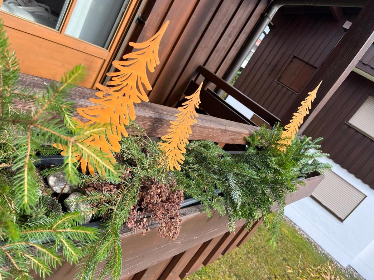 Ferienwohnung Hirsch im Allgäu - Chambres d’hôtes Oberreute