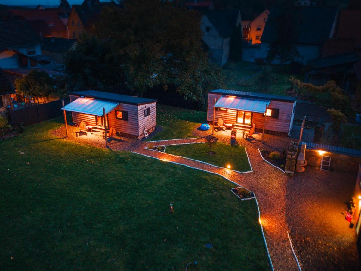 Peryton Houses -Chalets zum Wohlfühlen - B&B Sinsheim