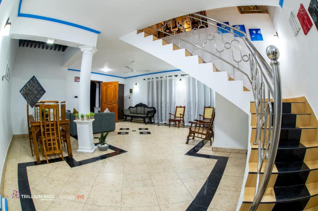 Lion Heart Villa Hikkaduwa - B&B Hikkaduwa