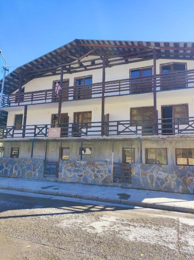 White Peaks - B&B Mestia