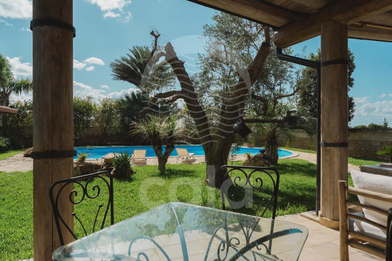 Villa Alièe piscina privata - By Cala Salento - B&B Torre Lapillo