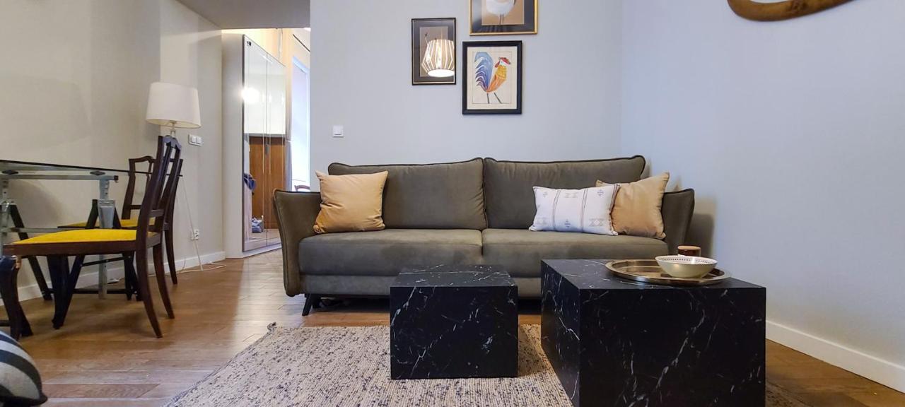Stylish apartment in trendiest area - B&B Cracovia