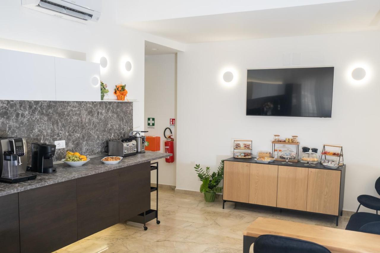 Talìa Rooms and Gallery - B&B Messina