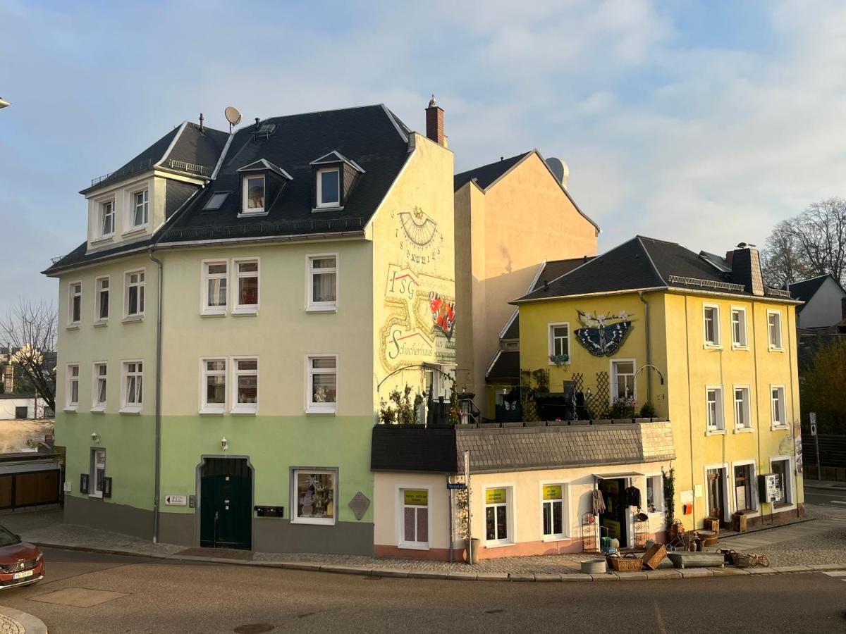 Ferienwohnung Mittweida-City "Schacherhaus" - direkt im Stadtzentrum der Hochschulstadt Mittweida - Chambres d'hôtes Mittweida