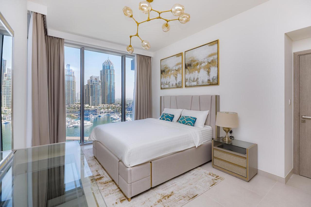 BRAND NEW FULL MARINA VIEW 1BR Apartment at LIV Marina - Chambres d'hôtes Dubaï