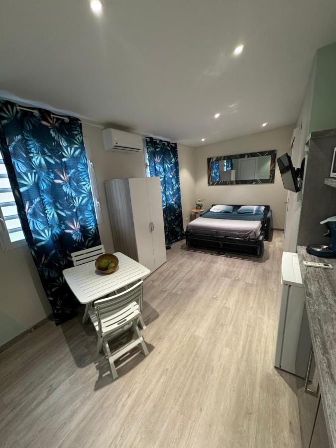 Studio Zen Caza Form - B&B Le Lamentin