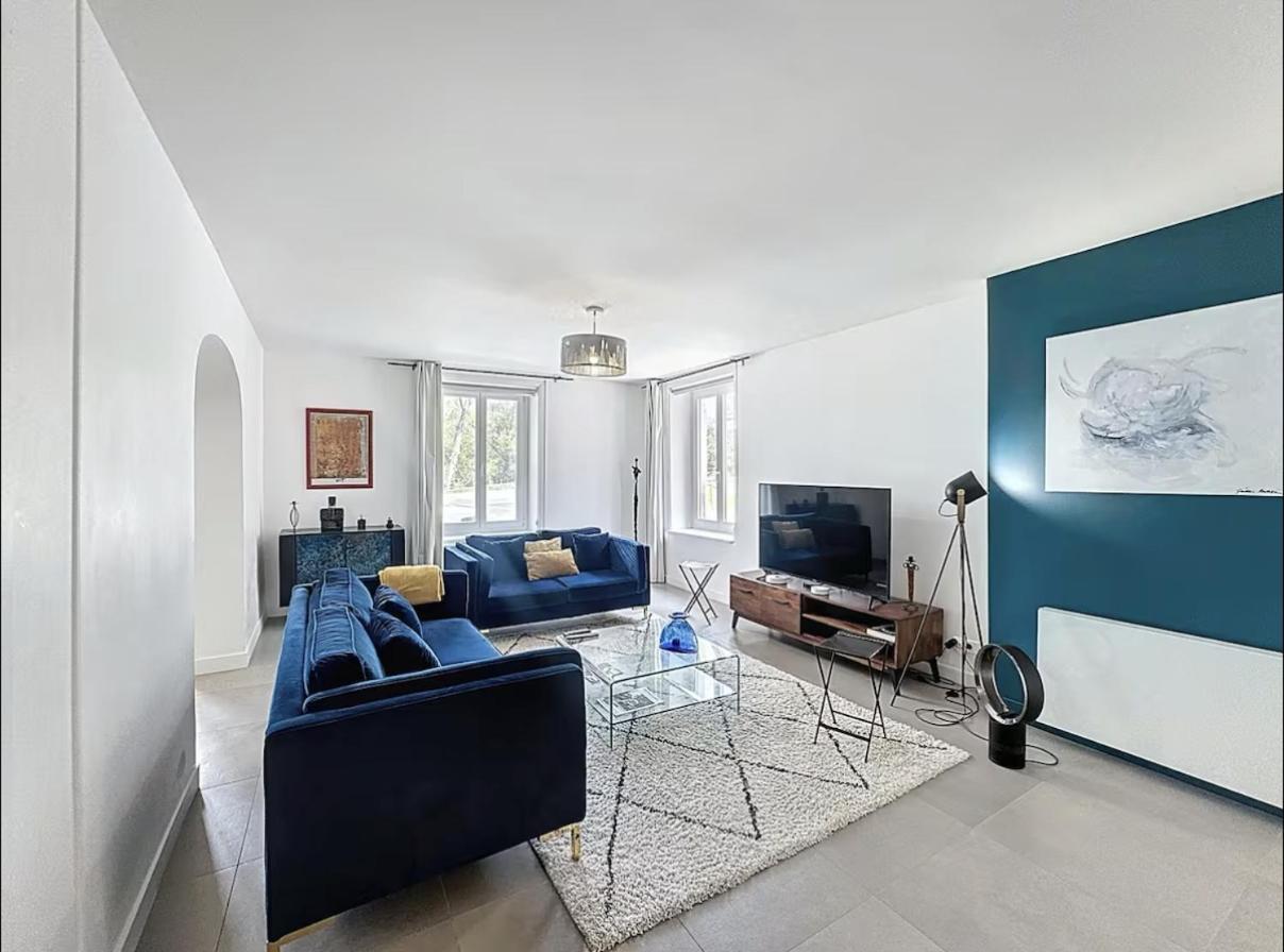 Le Collonges - Spacieux Pied à Terre proche Lyon - B&B Collonges-au-Mont-d'Or