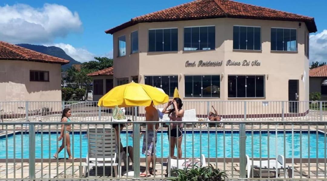 Chalé na praia - B&B Rio das Ostras