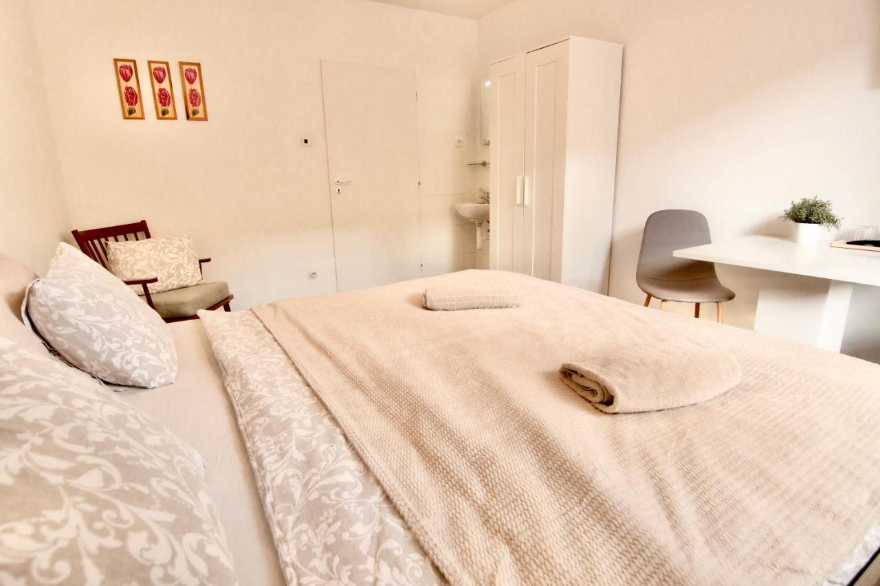 Double Room with Shared Bathroom