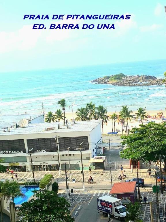 Praia Pitangueiras Guarujá Apto 74 Pé na Areia e Vista para o Mar - Chambres d'hôtes Guarujá