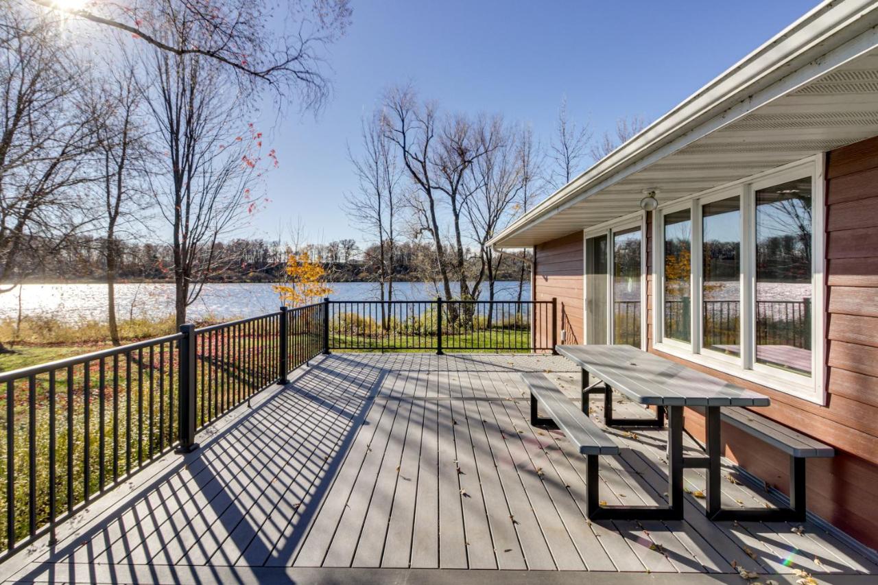 Pet-Friendly South Long Lake Oasis w/ Dock - Chambres d'hôtes Brainerd