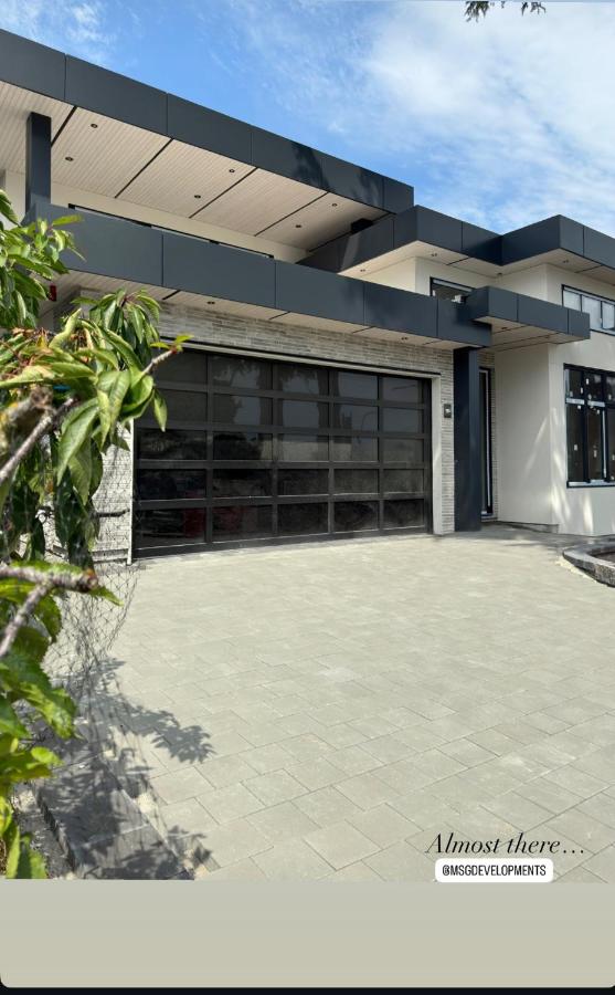 Beautiful 2 Bedroom suite - Ferienwohnung White Rock