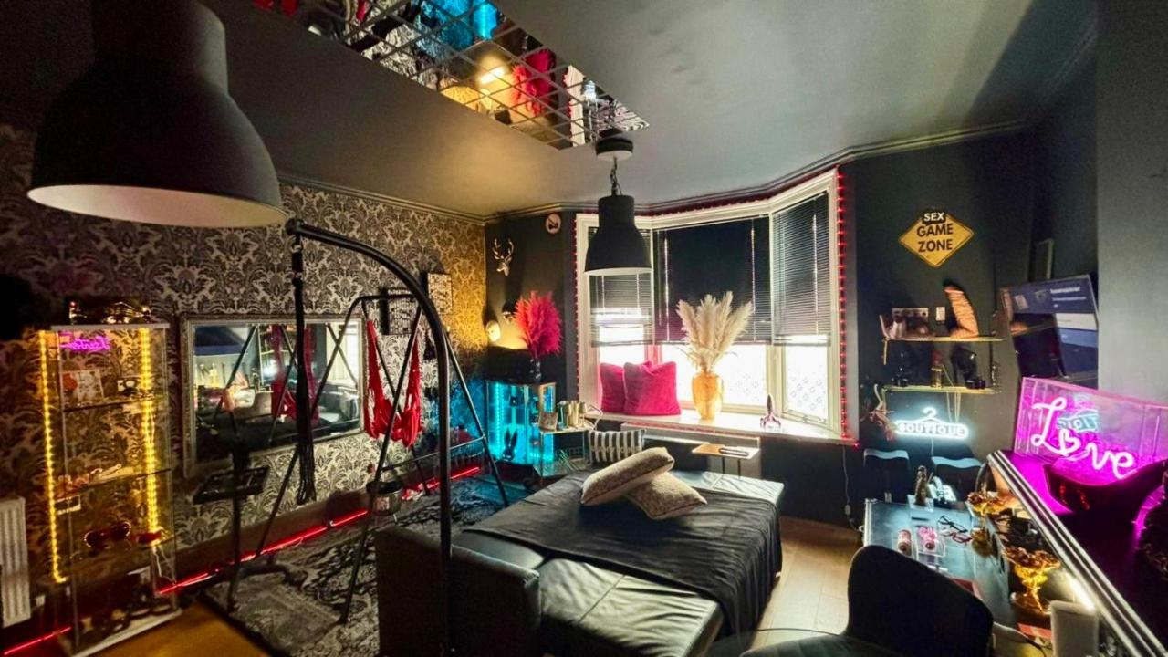 Fantastic Naughty Corner - Ferienwohnung Brighton